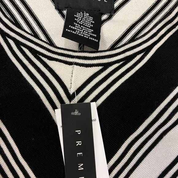 Premise sweater - Picture 2 of 2